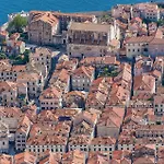 Amazing Apartment In Dubrovnik 杜布罗夫尼克