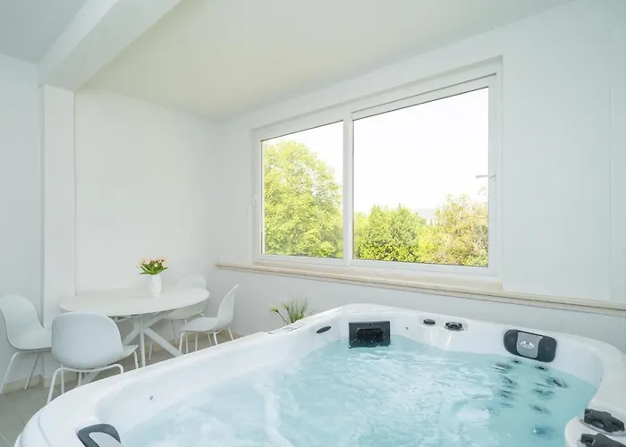 Апартаменты Gorgeous In