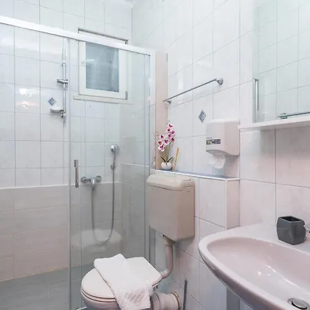 Apartamento Amazing In With Kitchen *